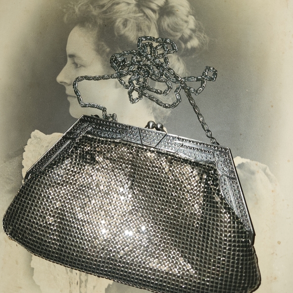 Metal Mesh Art Deco Style Fiona Evening Bag Purse - Picture 2 of 3